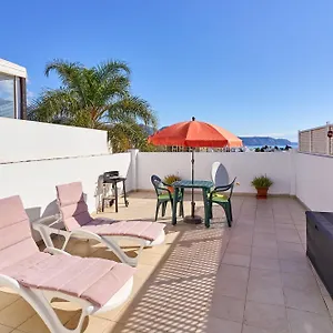 apartamento-fernandita.hotelsinnerja.org/